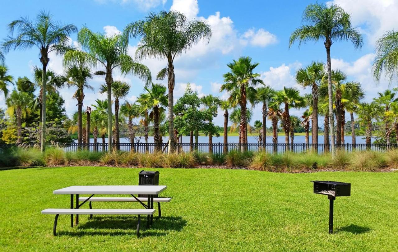 Luxurious Condo W Modern Design, Near Disney Orlando Exterior photo